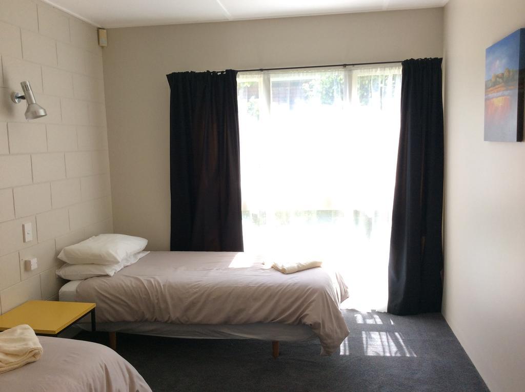 Acacia Park Motel Whanganui Exteriör bild